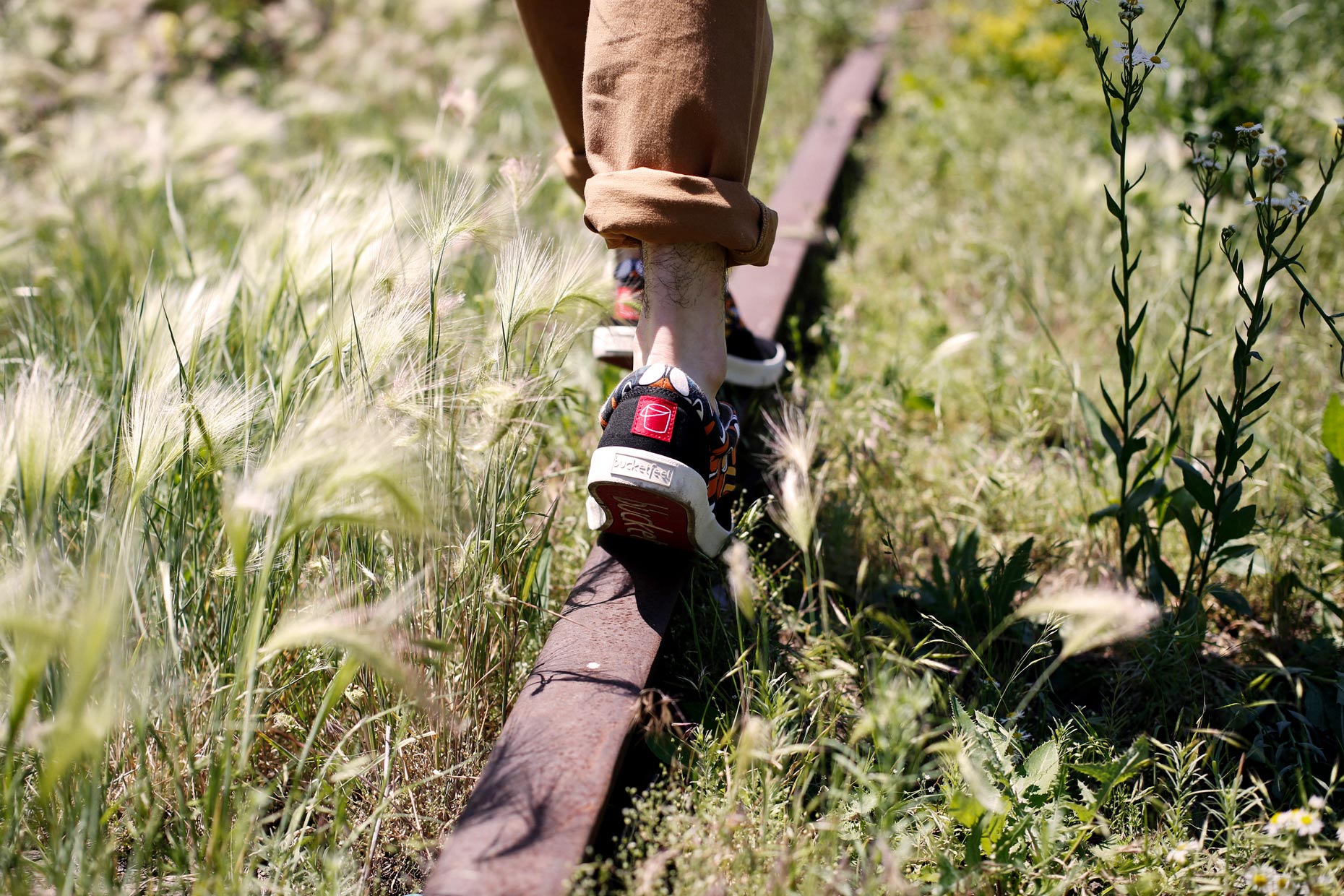 brian-sorg-bucketfeet-03